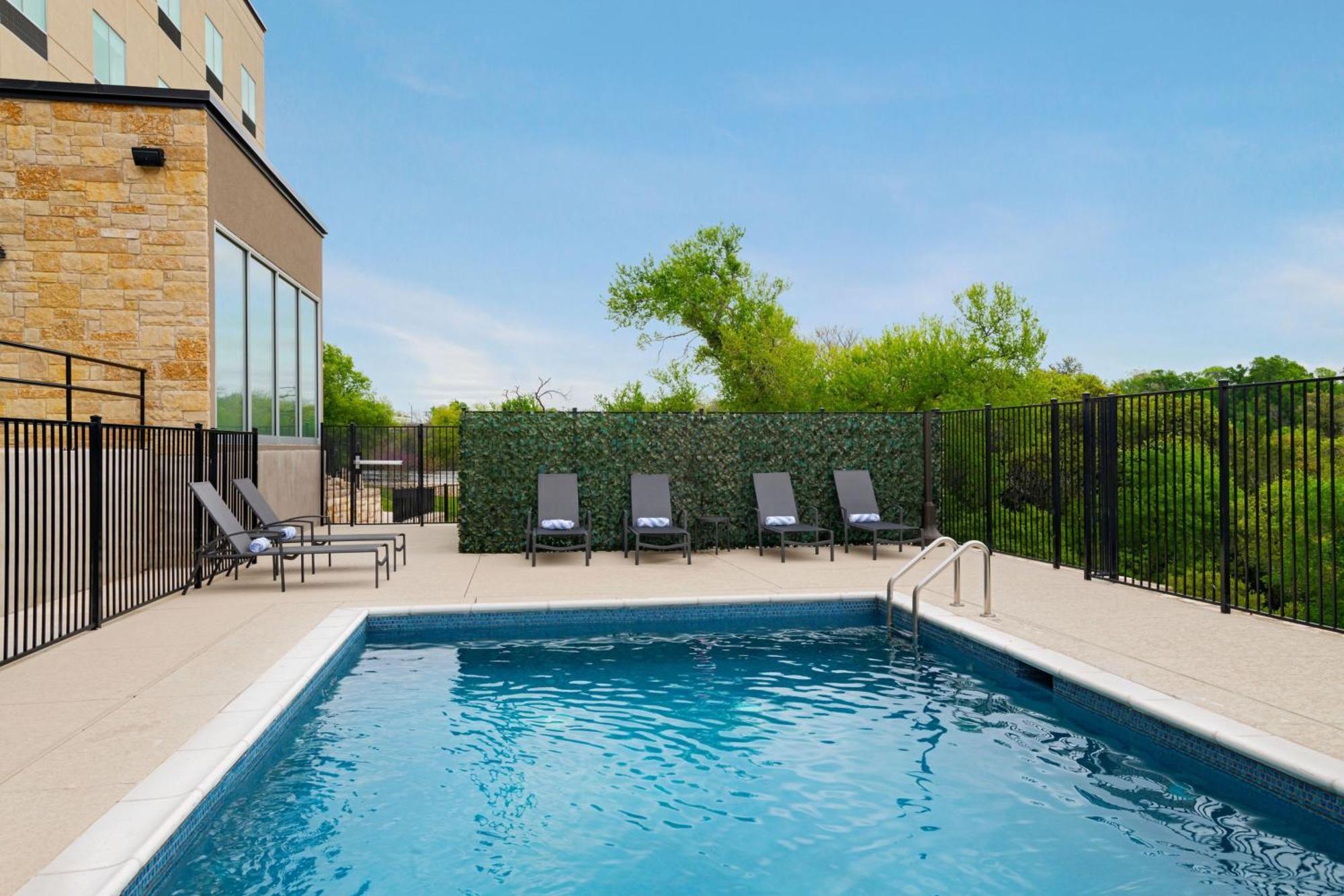 Fairfield By Marriott Inn & Suites Austin จอร์จทาวน์ ภายนอก รูปภาพ